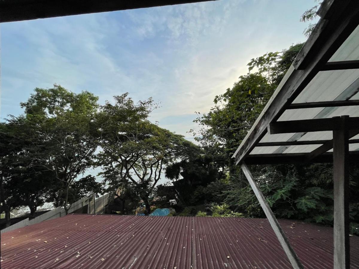 Casita Ysabel Bed & Breakfast Batangas Eksteriør bilde